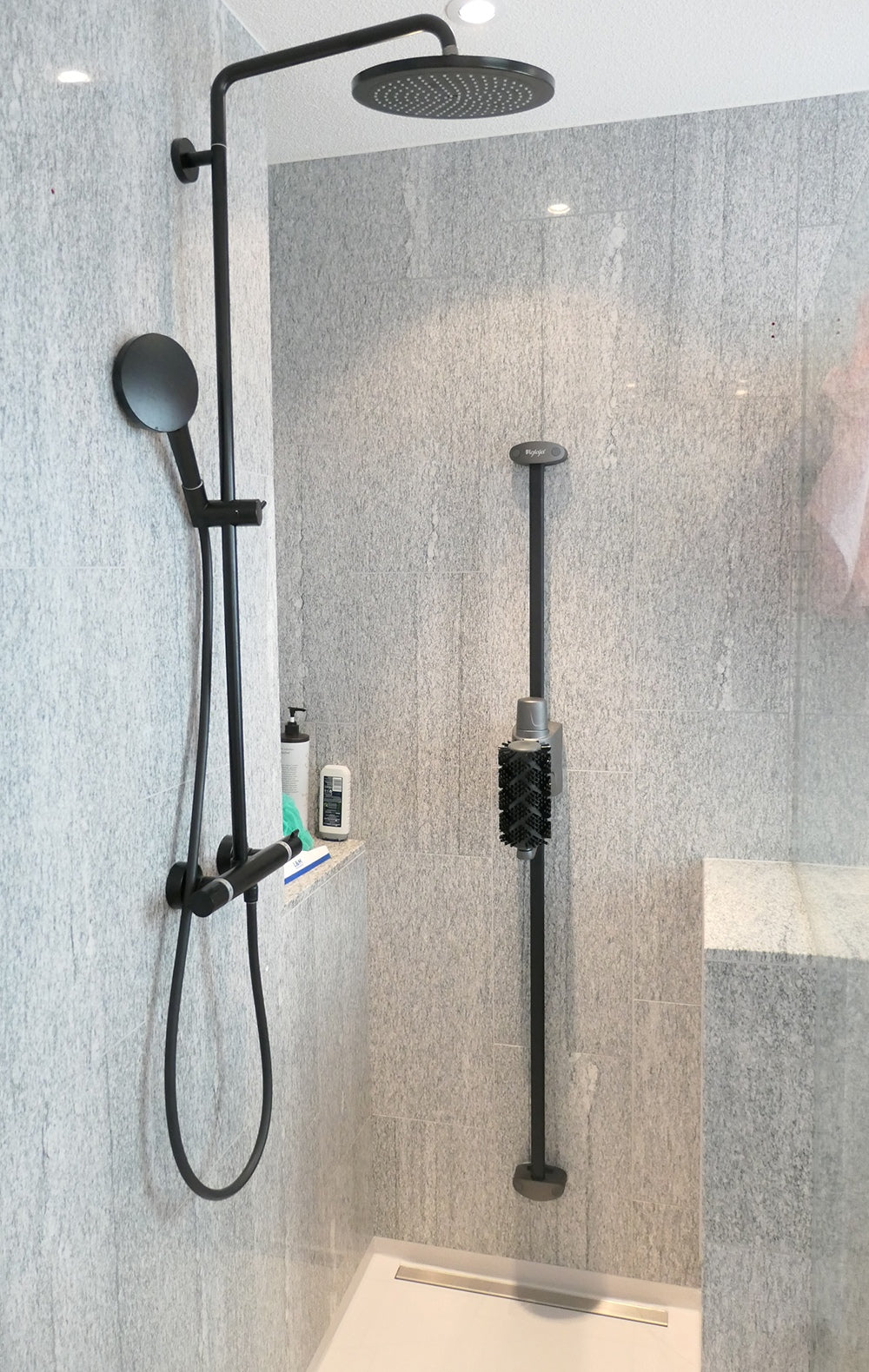 Armaturen schwarz matt für Dusche