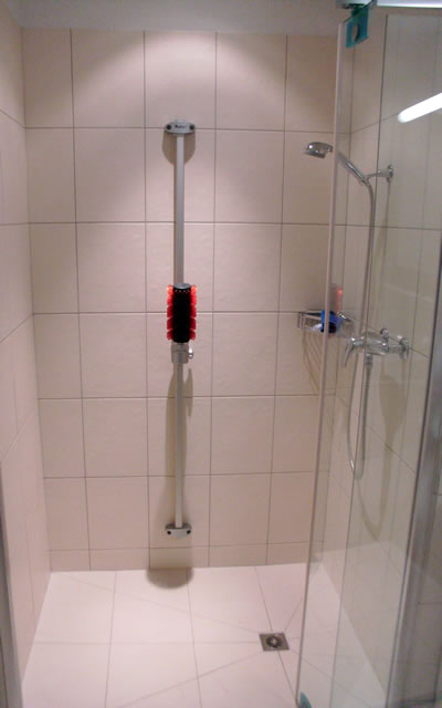 sistema doccia con spazzola